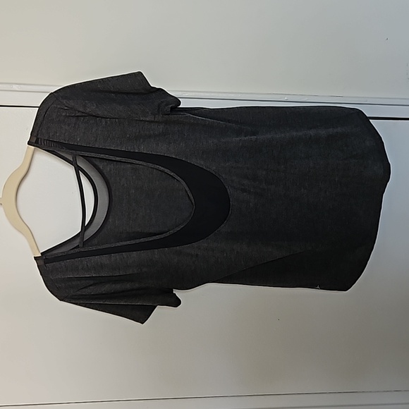 Old Navy gray athletic shirt size L - Picture 5 of 6